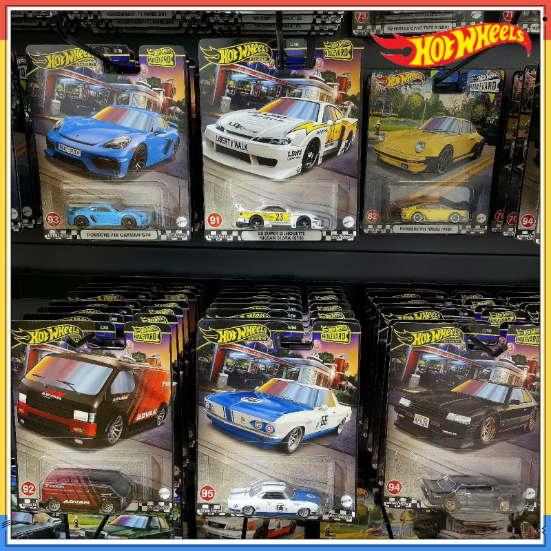 Mattel Hot Wheels Premium Boul - Mattel Collectible & Vintage Dolls recensione e prezzo