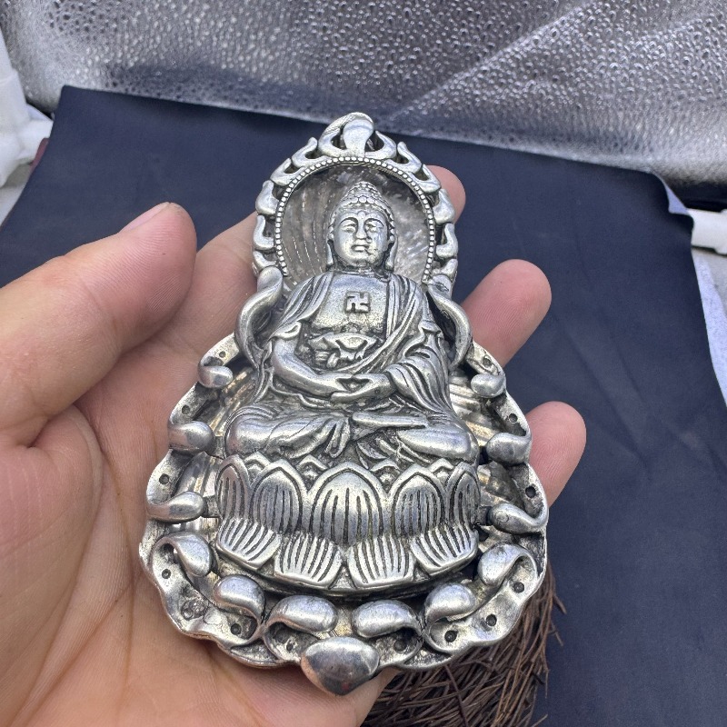 Collana con Pendente Buddha Gu - Vintage Collectible Jewelry recensione e prezzo